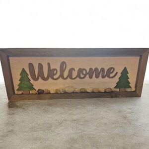 Woodsy Cabin Style Welcome Sign